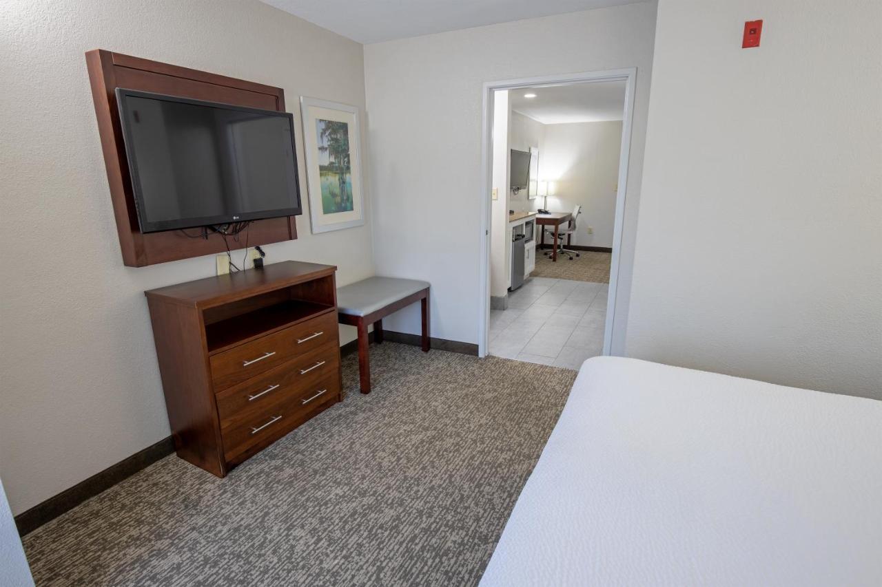 Best Western Plus Lafayette Vermilion River Inn & Suites Bagian luar foto
