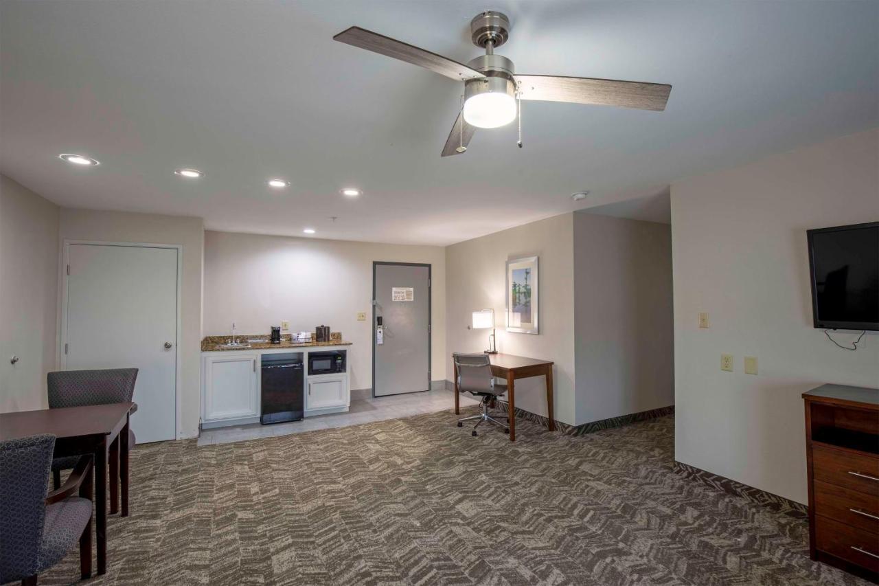 Best Western Plus Lafayette Vermilion River Inn & Suites Bagian luar foto